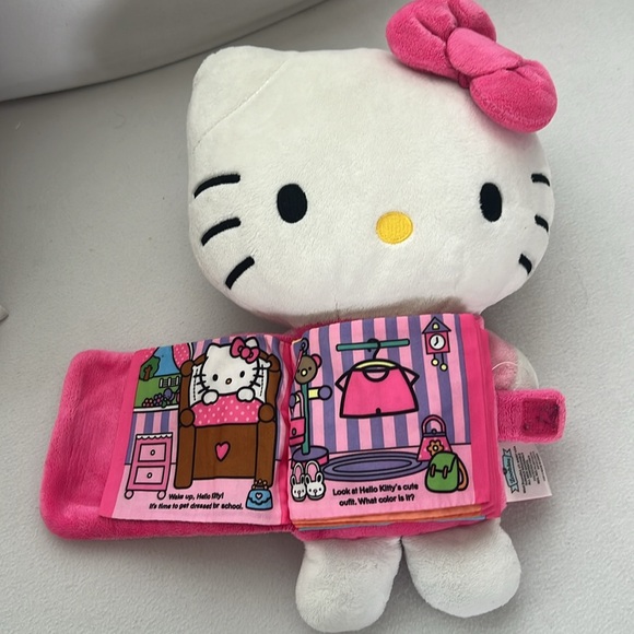Hello Kitty doll with velvet book